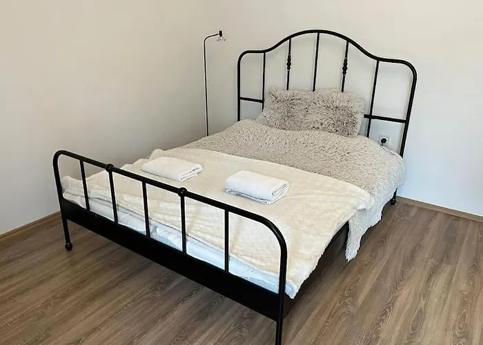 Lombkorona Apartman